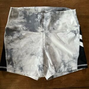 Virus - Shorts - Black/White/Gray Tie Dye - Size L